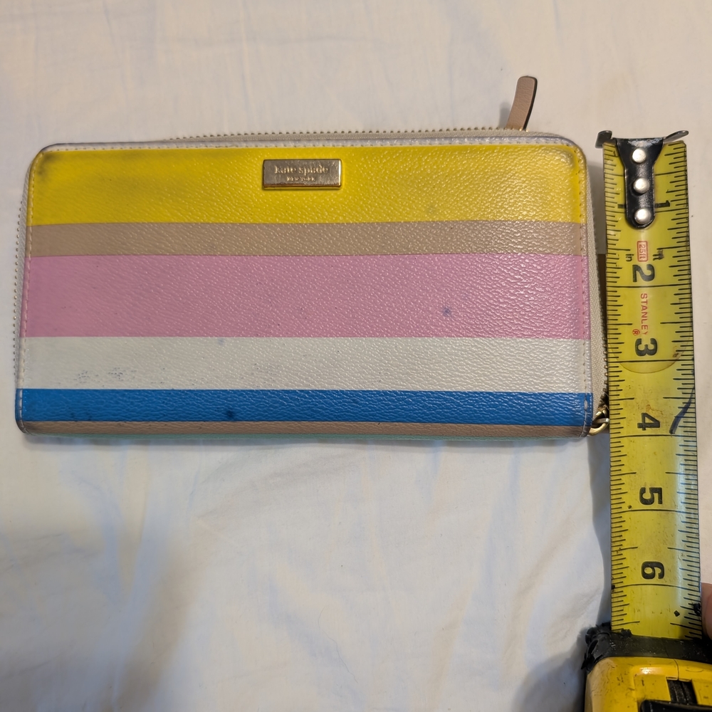 Colorful Striped Wallet - Picture 12 of 13